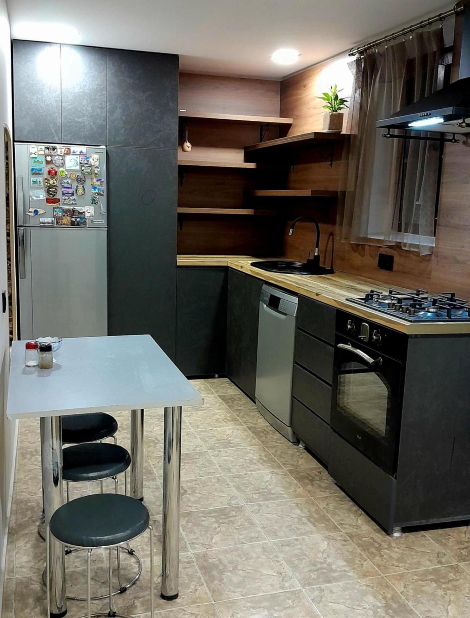 Holiday Home Боржоми Экстерьер фото
